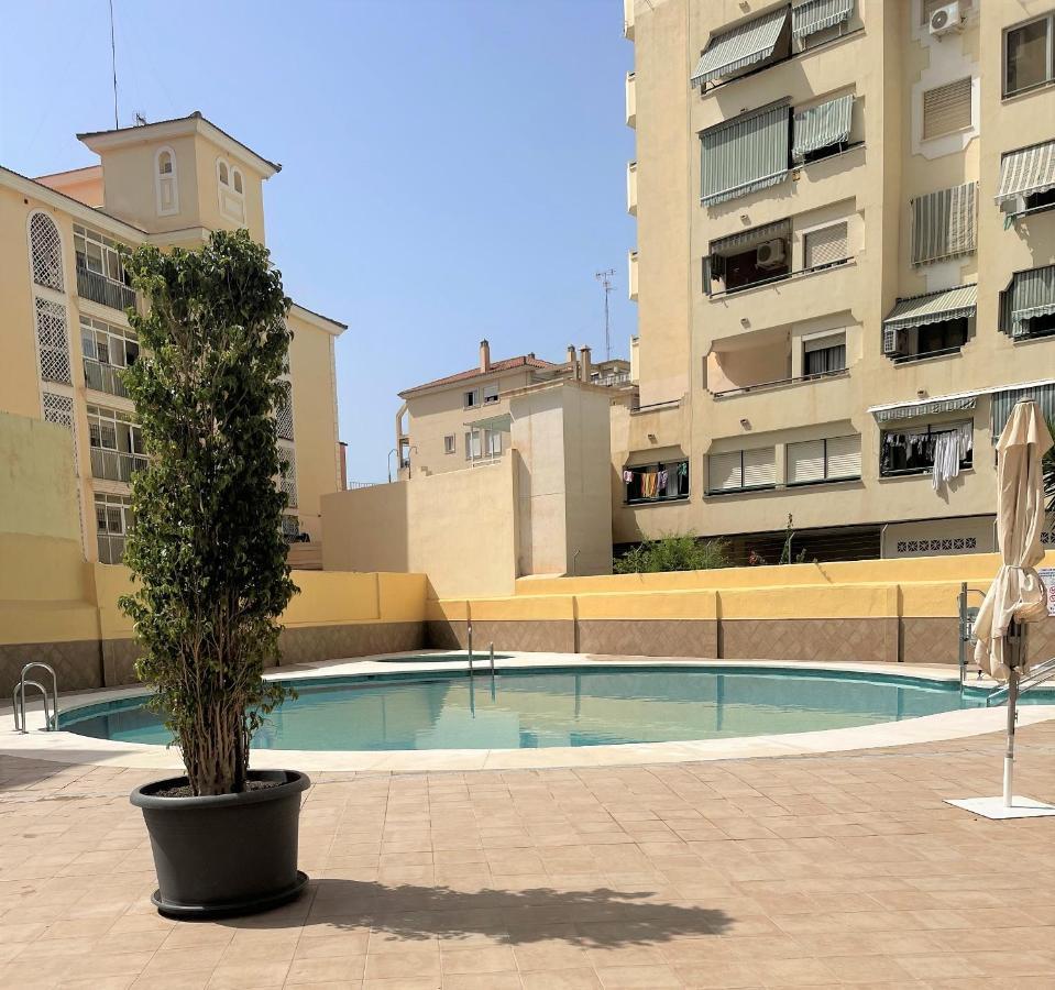 Ver93 - Redstudio Torremolinos Buitenkant foto